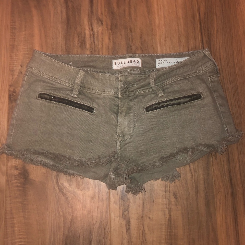 Bullhead Denim Co. Khaki Green Shorts SZ 3
